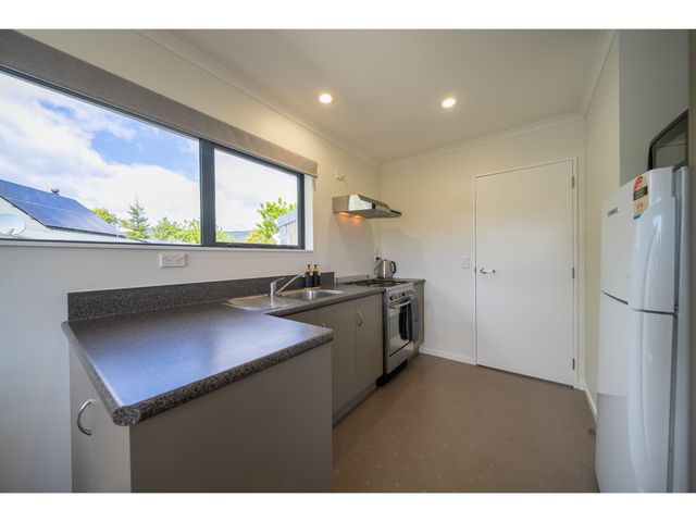 Cosy Lakeside - Manapouri Holiday Home - 1165969 - photo 3