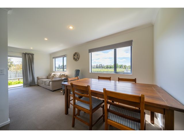 Cosy Lakeside - Manapouri Holiday Home - 1165969 - photo 5
