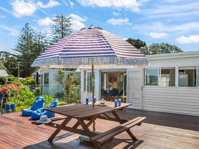 Romantic Waterfront - Russell Holiday Home - 1166784 - photo 2