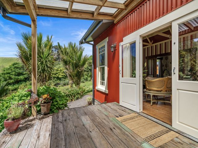 Oakura Pond Cottage - Oakura Holiday Home - 1166987 - photo 3