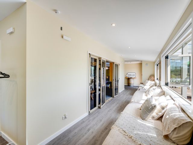 Aroha At 2252 - Waimarama Holiday Home - 1167484 - photo 4