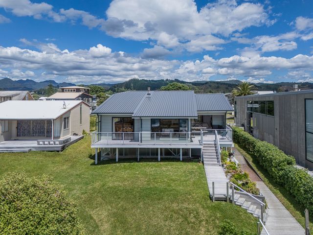 Jack and Enid’s Whangamata Beach House - 1168068 - photo 3