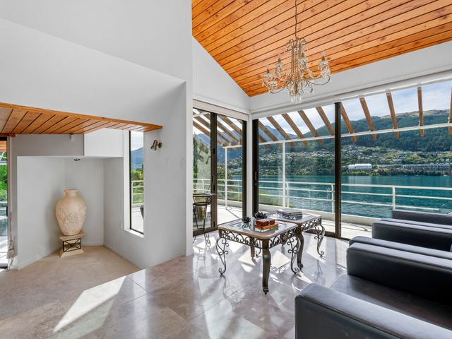 Lakefront Serenity - Queenstown Holiday Home - 1168069 - photo 5