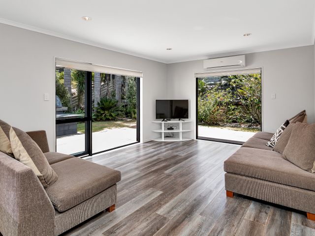 Sunshine on Seabreeze - Mangawhai Heads Bach - 1168070 - photo 5