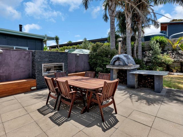 Sunshine on Seabreeze - Mangawhai Heads Bach - 1168070 - photo 2