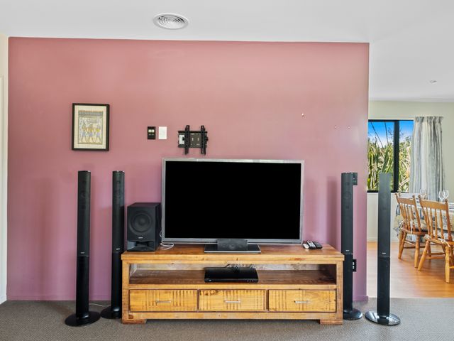 Mountain Breeze - Hanmer Springs Holiday Home - 1168391 - photo 4