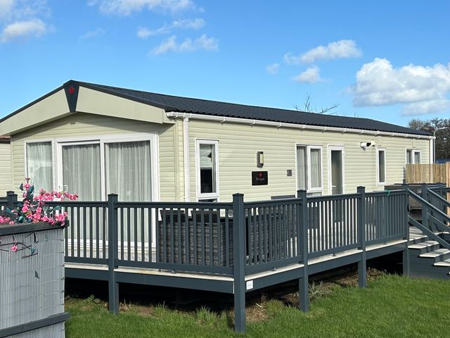 Downtime Lodge