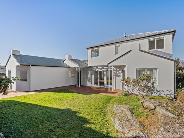 Hensman House - Queenstown Holiday Home - 1171742 - photo 2