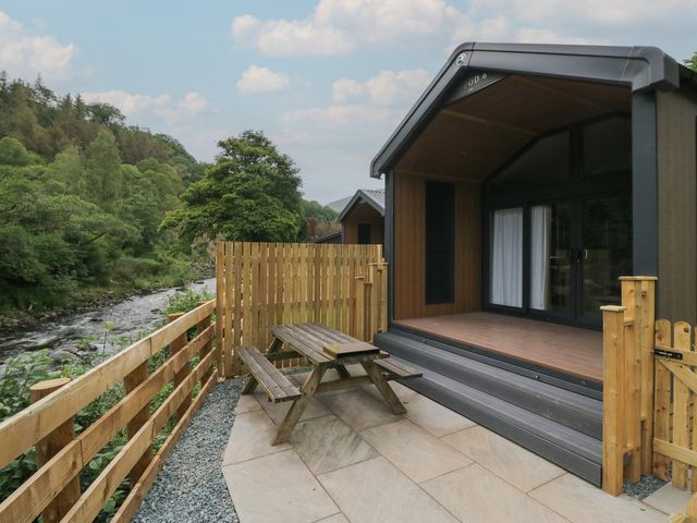 Lingy Luxury Family Pod