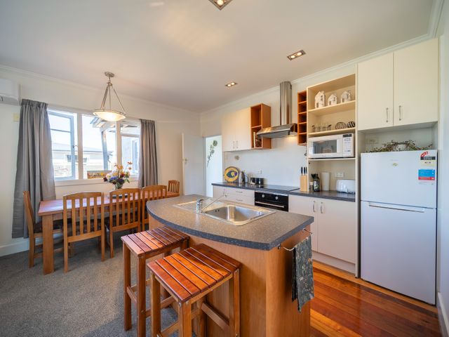 Lakeside Haven - Te Anau Holiday Home - 1172035 - photo 3