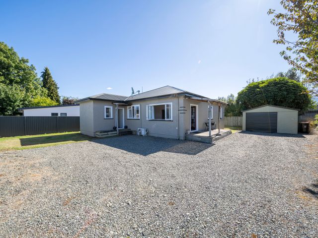 Lakeside Haven - Te Anau Holiday Home - 1172035 - photo 2