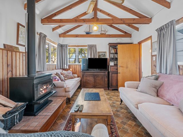 Okere Retreat - Lake Rotoiti Getaway - 1173774 - photo 5