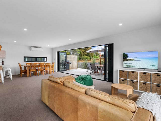 Edinburgh Escape - Waihi Beach Holiday Home - 1173916 - photo 5