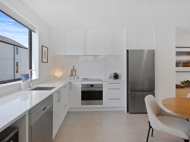 Modern Central Apartment - Christchurch Apartment - 1173918 - photo 3