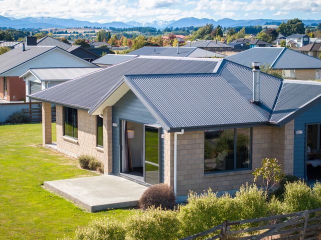 Mountainview Escape - Te Anau Holiday House - 1174438 - photo 3