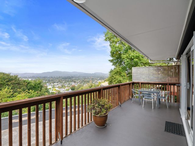 Skyline Staycation - Rotorua Holiday Home - 1174715 - photo 3