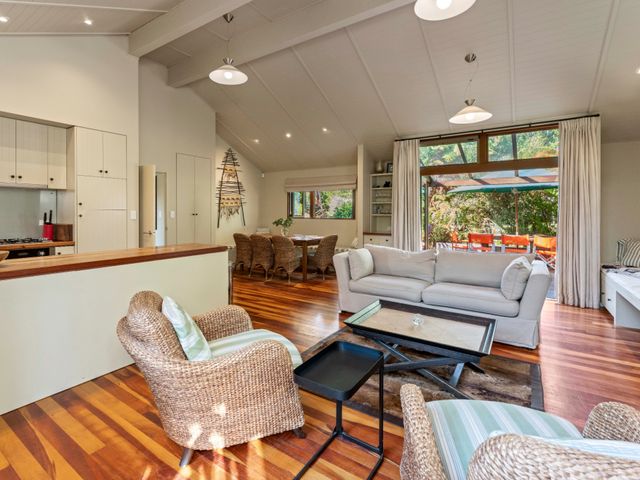 Peaceful Outlook - Hatepe Holiday Home - 1175855 - photo 4