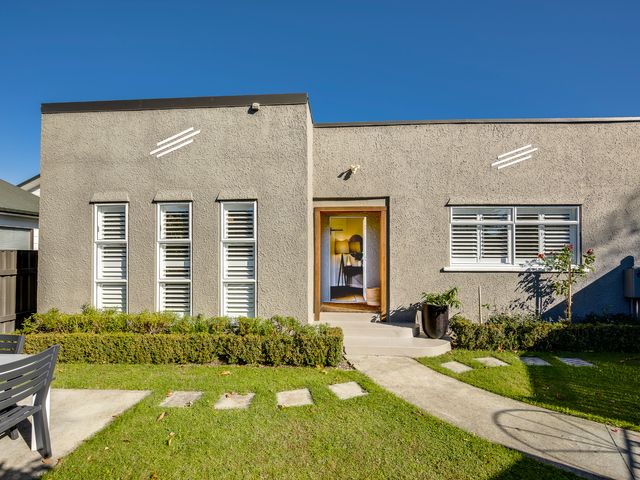 Coastal Charm - Napier Holiday Home - 1176139 - photo 1