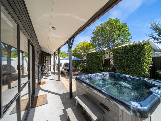 Townhouse Retreat - Te Anau Getaway - 1177369 - photo 1 