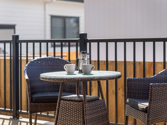 The Sun Trap - Waihi Beach Holiday Home - 1179657 - photo 3