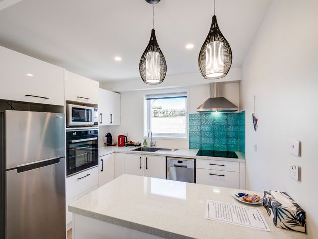 Sea-renity - Napier Holiday Home - 1183225 - photo 4