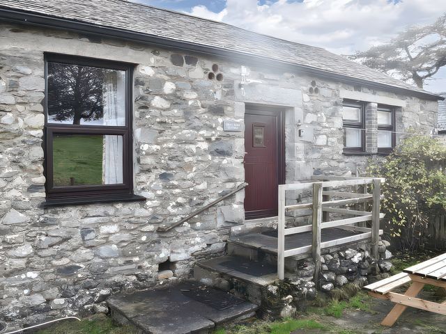 Crag Barn Cottage