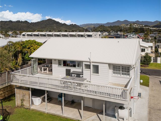 Beverley Beach - Whangamata Holiday Home - 1183392 - photo 3