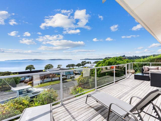 Panui Views - Snells Beach Holiday Home - 1184173 - photo 1 