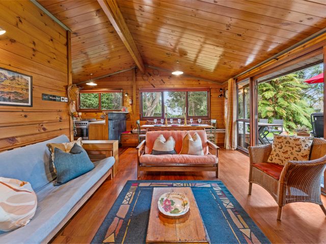 Hatepe Lake Taupo Retreat - 1184587 - photo 4