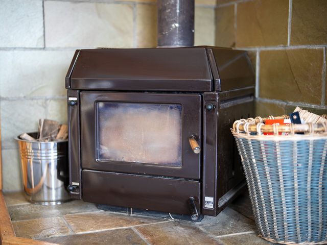 The Back Hut - Te Anau Holiday Home - 1190745 - photo 4