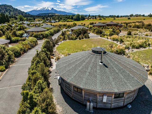 Haus Austria - Ohakune Holiday Home - 1191226 - photo 1 