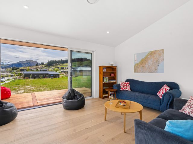 Skiwi - Wanaka Holiday Home - 1192310 - photo 2