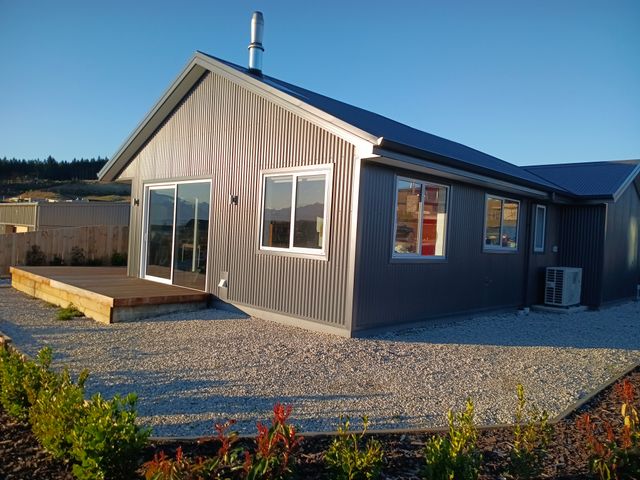 Skiwi - Wanaka Holiday Home - 1192310 - photo 1 