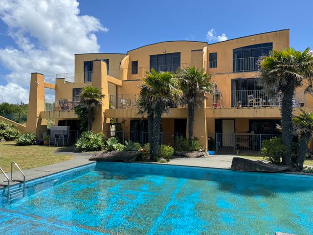 La Belle Maison - Ruakaka Holiday Apartment - 1192408 - photo 2