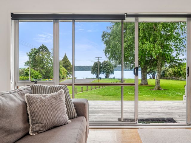 Rotoiti Escape - Lake Rotoiti Holiday Home - 1192696 - photo 4