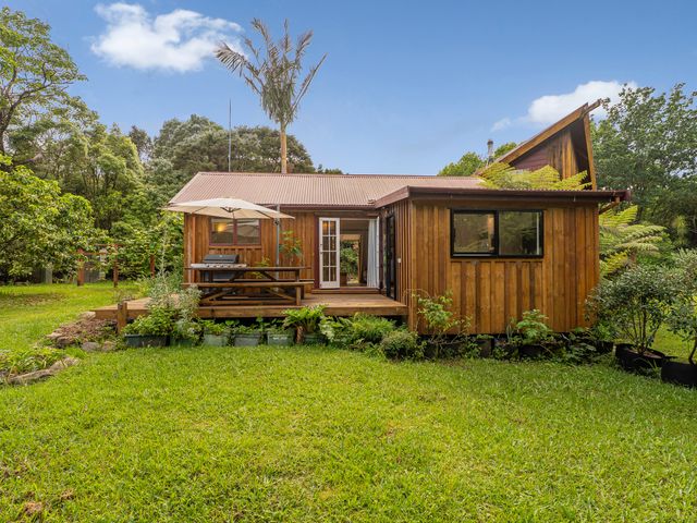 Stream-side Cottage - Driving Creek Coromandel - 1193172 - photo 3