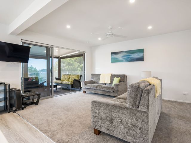 Peaceful Paradise - Waihi Beach Holiday Home - 1193583 - photo 5