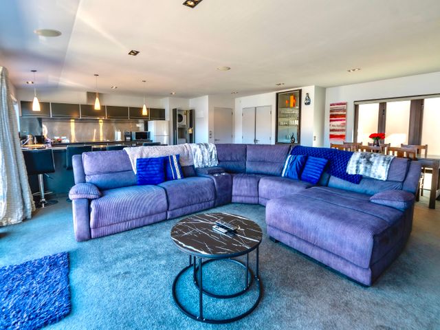 Lakefront Luxe Penthouse - Queenstown Central - 1193774 - photo 5