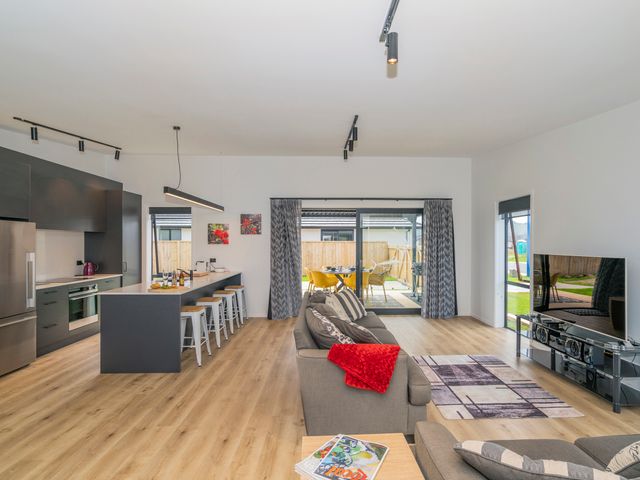 Sun and Sea Sanctuary - Whitianga Holiday Home - 1193913 - photo 5