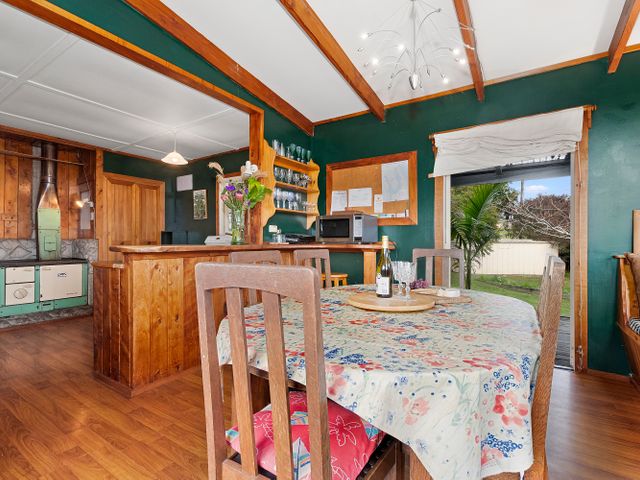 Salt and Siren - Mangawhai Heads Holiday Home - 1194506 - photo 3