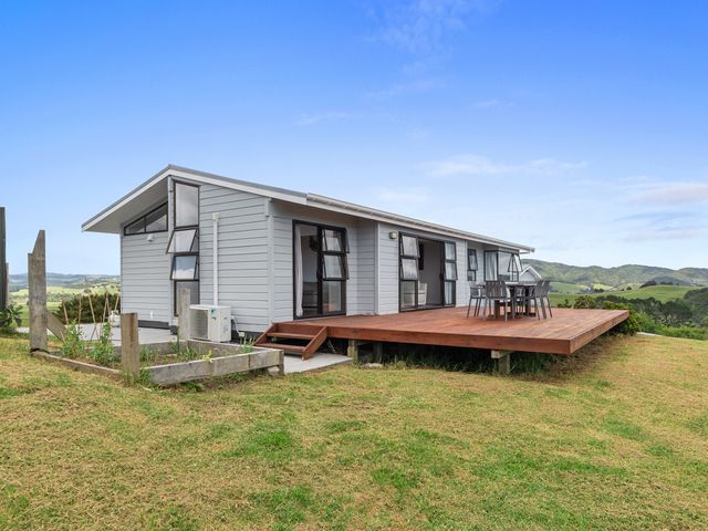 Mania Views - Waipu Holiday Home - 1194728 - photo 3
