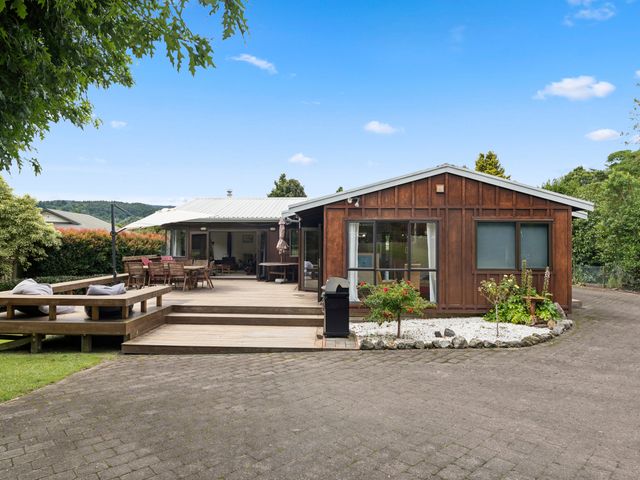 Paradise At 471 - Rotorua Holiday Home - 1196022 - photo 3