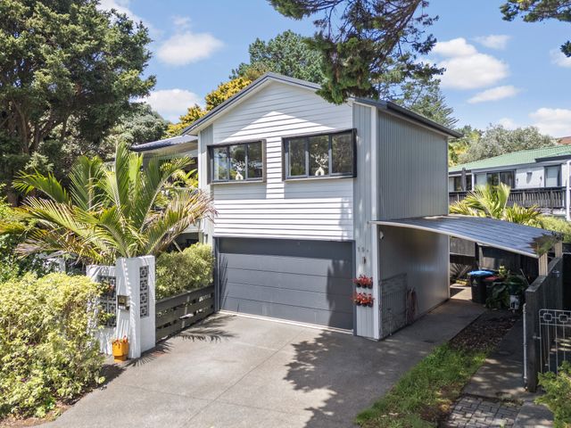 The Bridge Bird Sanctuary - Auckland Holiday Home - 1197164 - photo 2