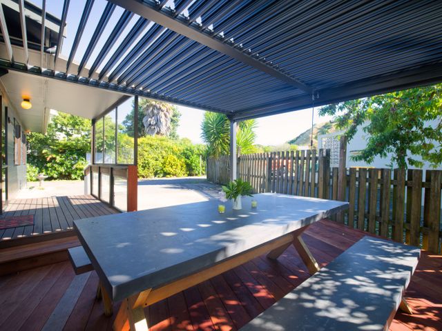 The Bach - Kaikoura Holiday Home - 1197805 - photo 4