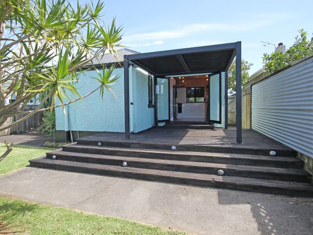 Fun Times in Fitzroy - New Plymouth Beach Escape - 1198895 - photo 1 