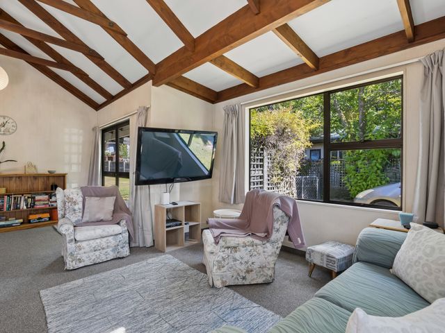 Ward Cottage - Wanaka Holiday Home - 1199463 - photo 5