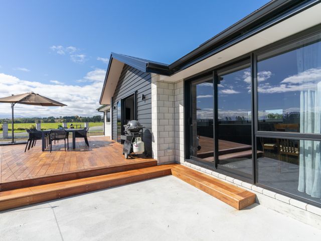 Oraka Vista - Te Anau Holiday Home - 1199700 - photo 2