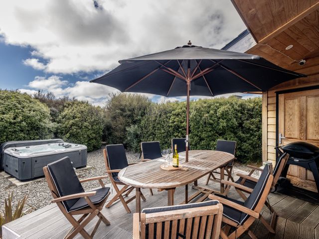 Tui Yurt - Ohakune Spa Escape - 1200117 - photo 4