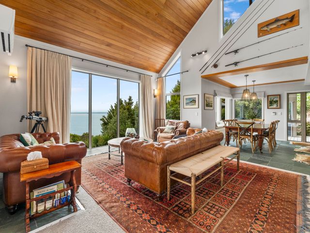 Camelot - Lake Taupo Holiday Home - 1200666 - photo 3