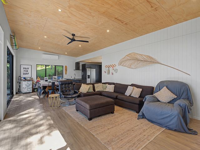 Modern Coastal Tree House - Whangamata Retreat - 1200800 - photo 5